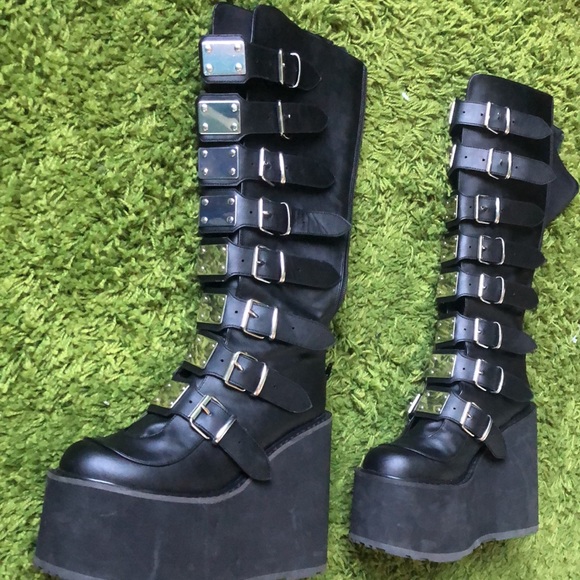 !!SOLD!! NWOB Demonia Swing-815 Black Vegan Platform Boot Size 9 - Picture 4 of 4